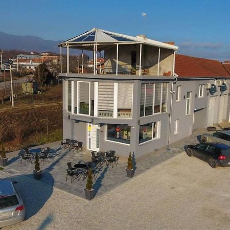 Binta HOSTEL Vranje Bagian luar foto