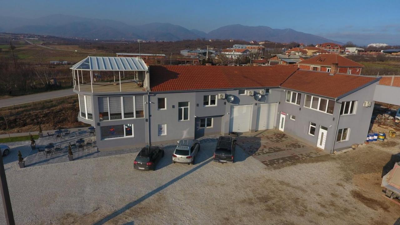 Binta HOSTEL Vranje Bagian luar foto