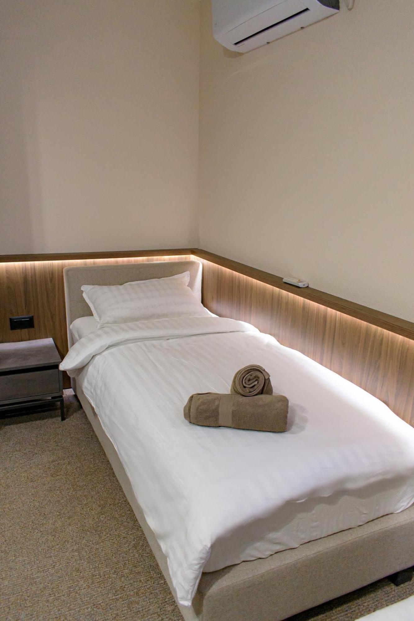 Binta HOSTEL Vranje Bagian luar foto